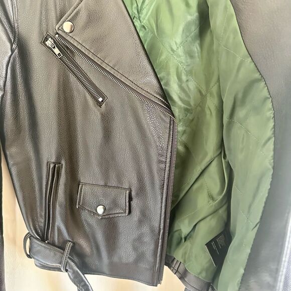 BDG Faux leather jacket green lining Medium Women's - Picture 3 of 4
